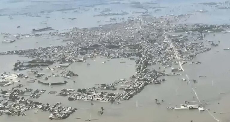 hindistan barajlari acti pakistan sular altinda kaldi 22 kisi oldu nJgrR7d8