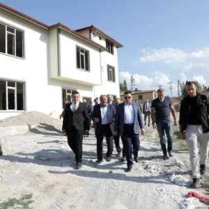 vali isindan gurpinar koyune ziyaret FVt3WfNx