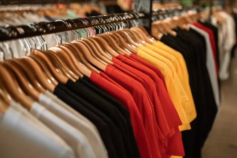 100un uzerinde markaya uretim yapiyordu turkiyenin tekstil devi resmen iflas etti NNZHEfKM