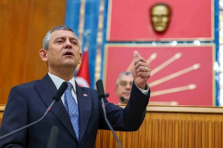 chp lideri ozel biz bu haksiz ve namussuz duzeni degistirmeye talibiz GKC6fY5D.jpg