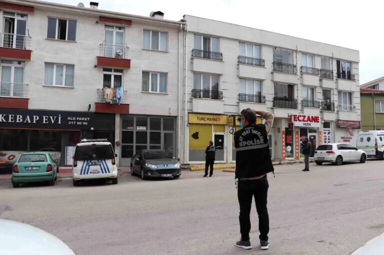 eskisehirde esine tufekle ates eden sahis yakalandi kJt88hjR.jpg