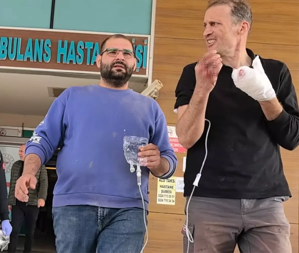 freze makinesine kaptirdigi elinden iki parmak koptu F3CZiVaV.jpg