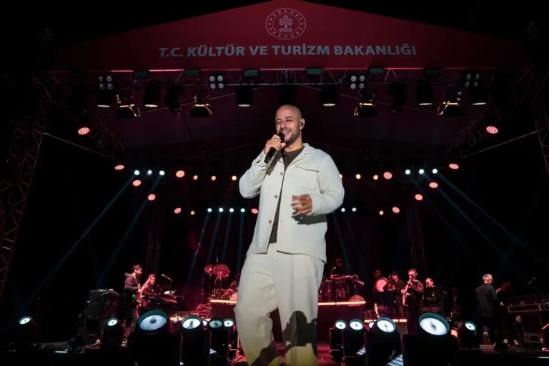maher zain diyarbakirda konser verdi r8wKk1jq.jpg