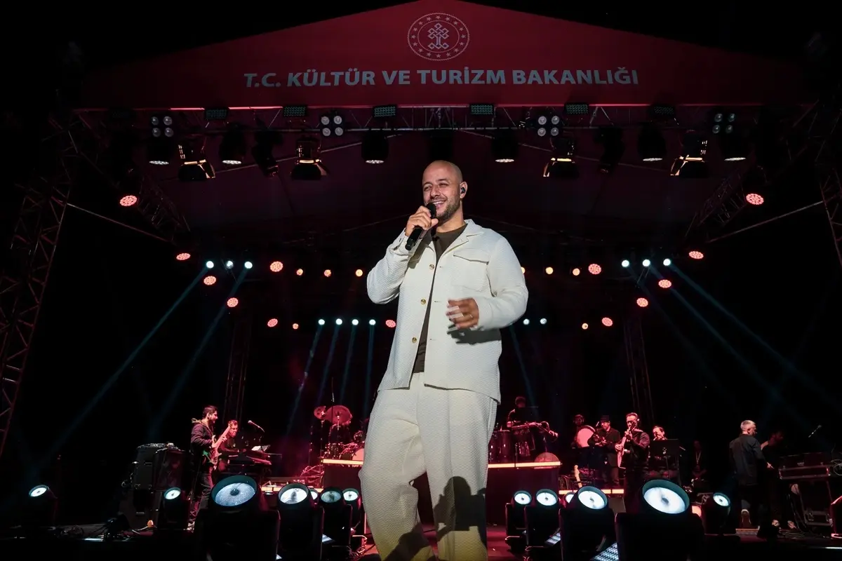 maher zain diyarbakirda konser verdi r8wKk1jq.jpg