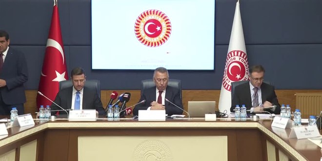 tbmm disisleri komisyonu 8 kanun teklifini kabul etti VBU4IL3H.jpg