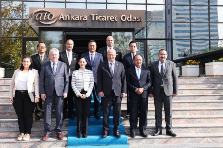 kambocya ticaret bakani cham nimul ankara ticaret odasini ziyaret etti 3zxQcGxi.jpg