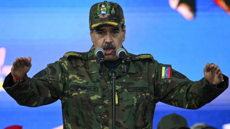 maduro-baskenti-turladi-her-sey-yolunda-mesaji-verdi-i9I6X954.jpg