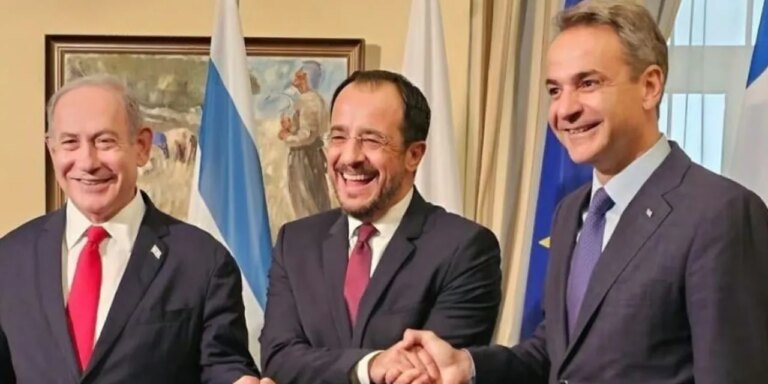 guney-kibris-yunan-basinini-yalanladi-israil-ile-ortak-tugay-iddasi-vardi-ACsCdhLv.jpg