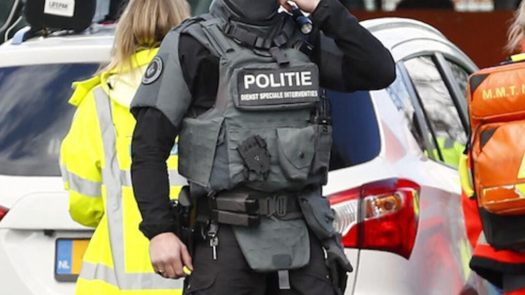 hollandada-esed-rejimi-milisi-hakkinda-30-yil-hapis-talebi-Fq2ME3az