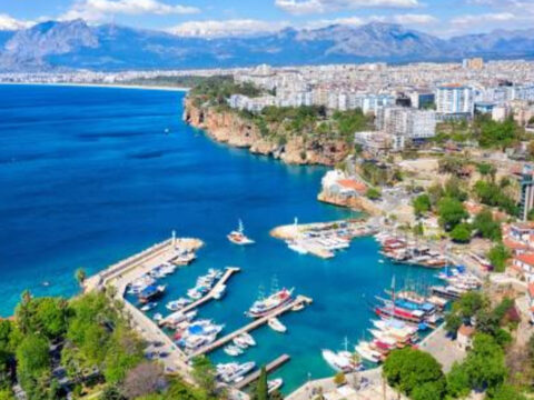 Avrupaliyi misira kaptiran turizmciyi telas sardi sezon ortasinda fiyati yariya cektiler KR4gNWuQ